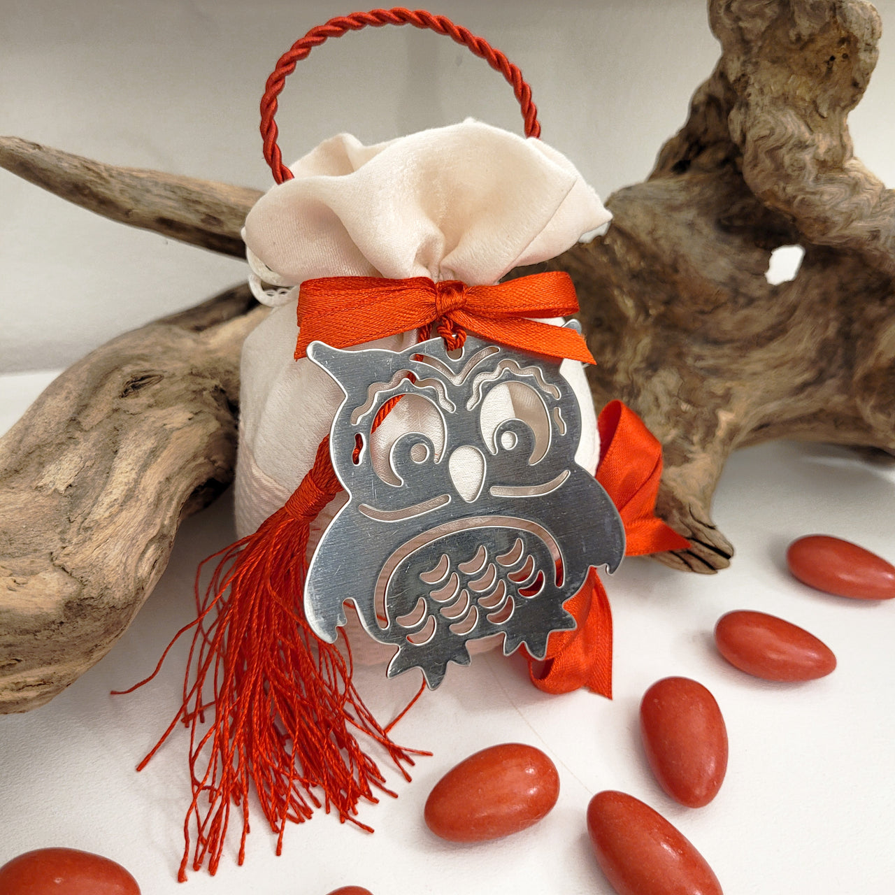 Bomboniera Laurea sacchettone porta confetti con segnalibro gufetto