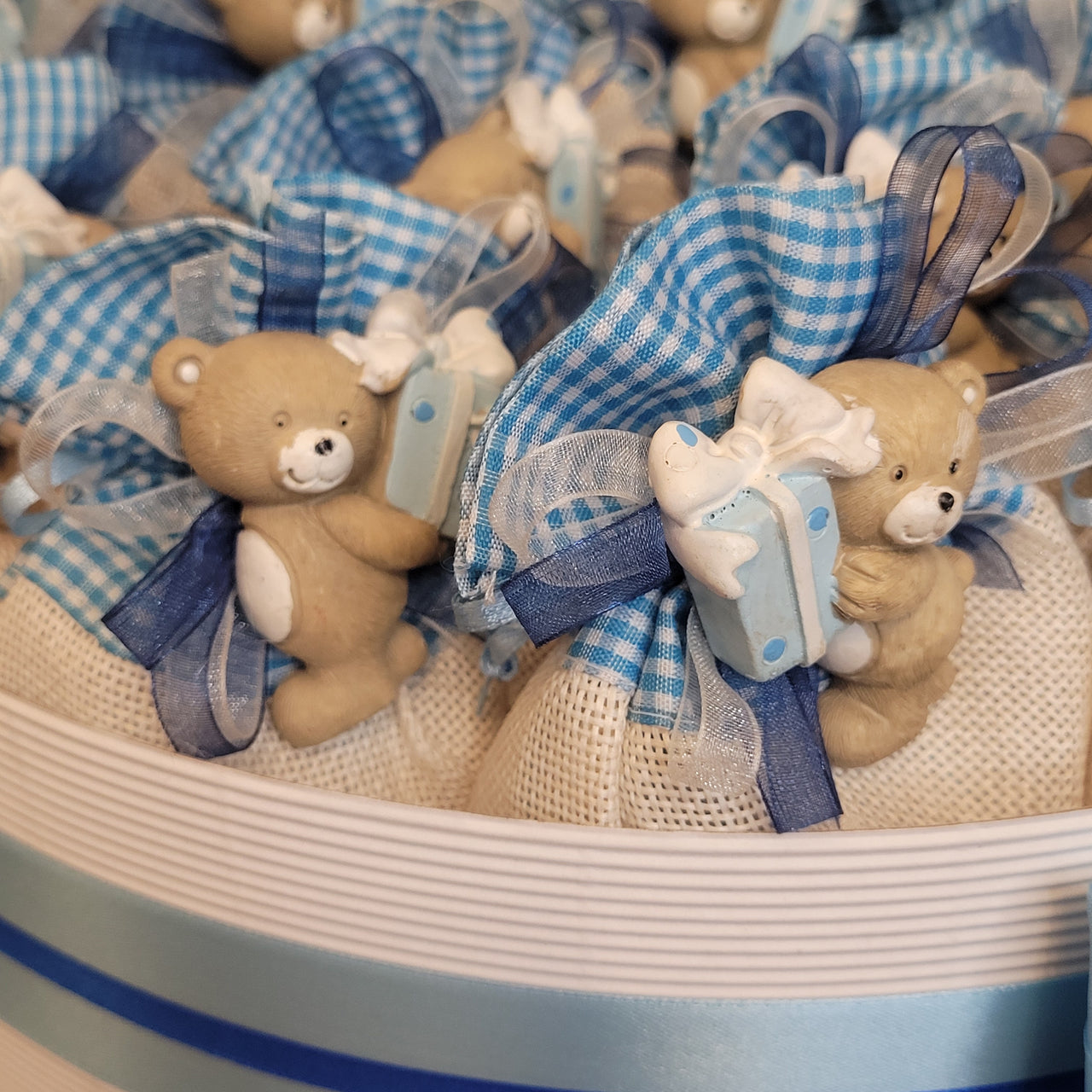 Sacchettini con magnete orsetto con cesto espositore, 20 pz