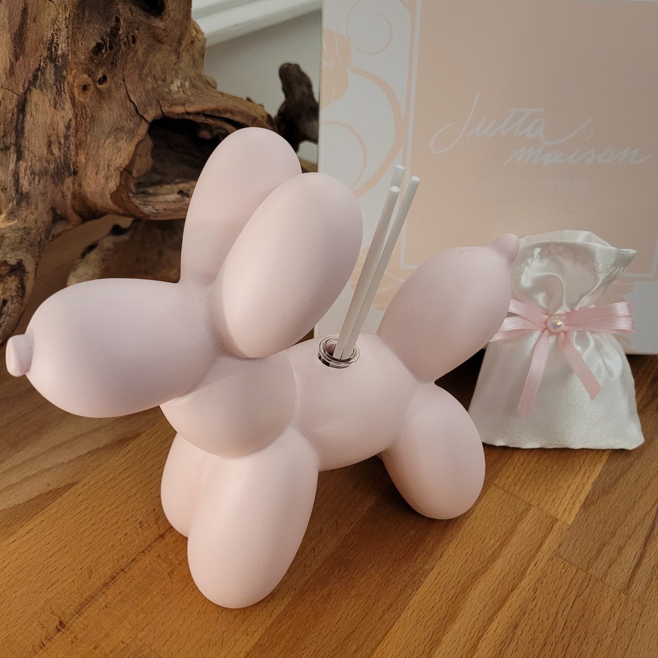 Cagnolino palloncino profumatore in porcellana rosa satinata