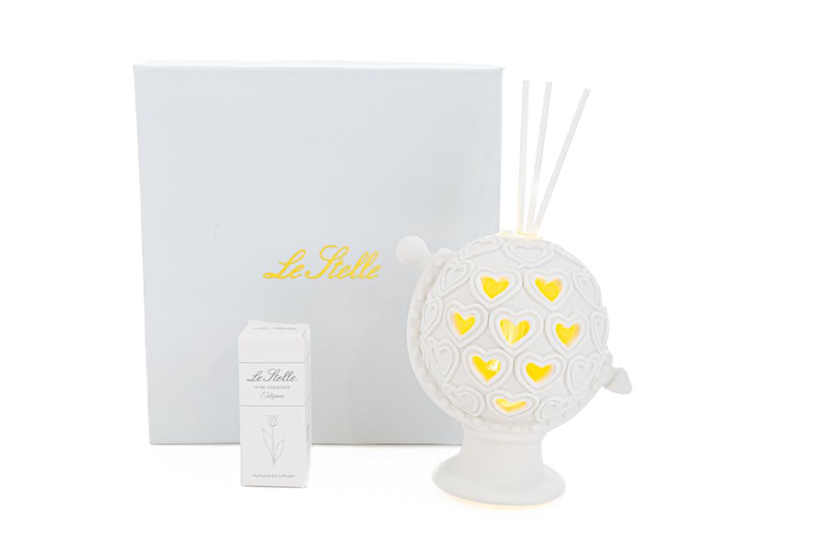 Bomboniera profumatore globo in porcellana con LED e cuoricini