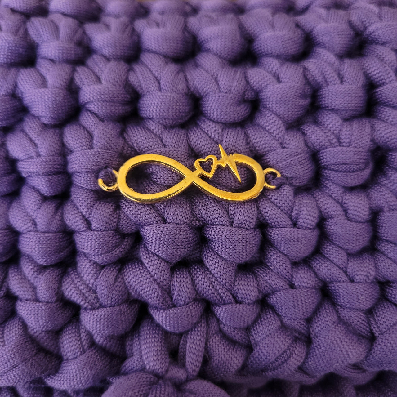 Pochette Aurora colore viola