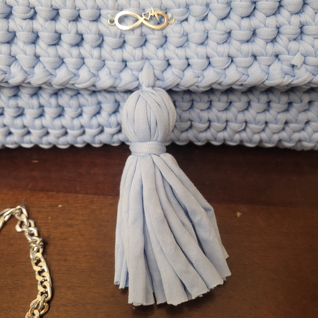 Pochette Aurora colore azzurro