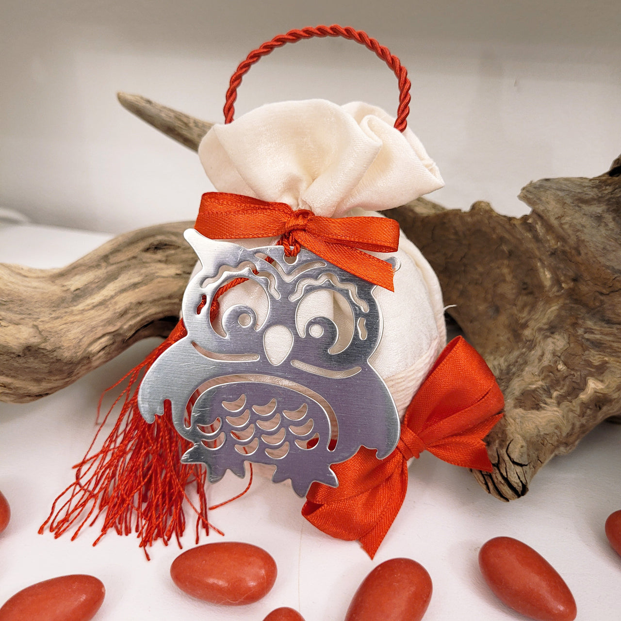 Bomboniera Laurea sacchettone porta confetti con segnalibro gufetto