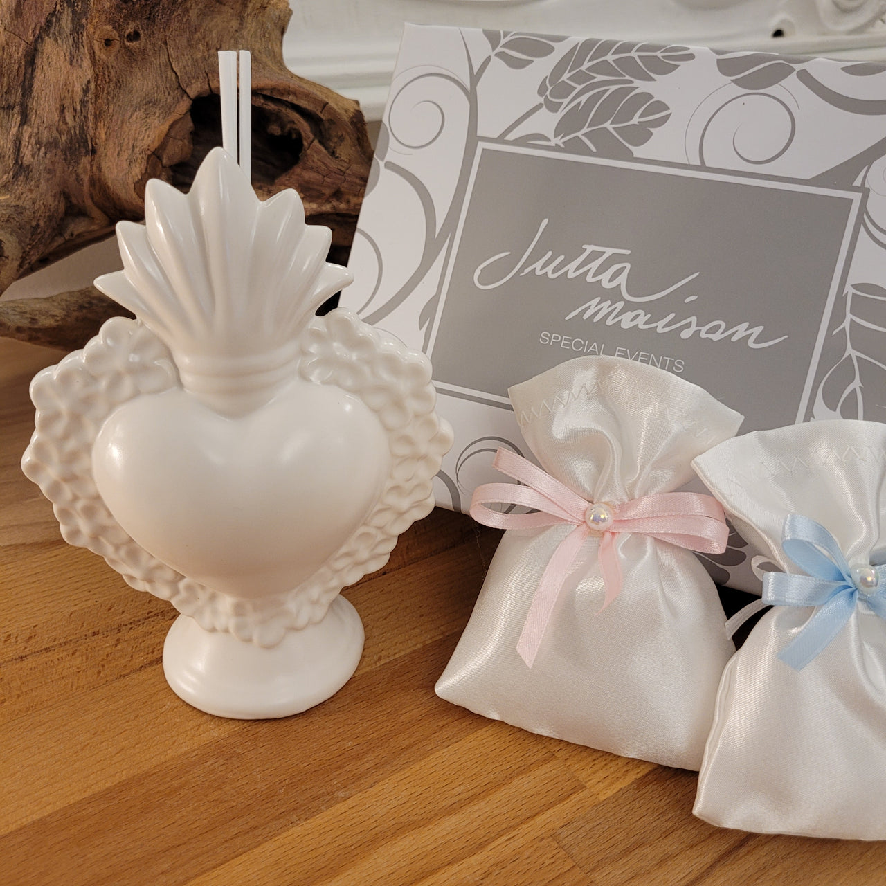 Sacro Cuore profumatore bianco