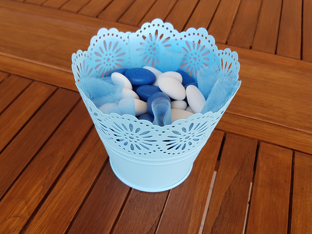 Cestino porta confetti in metallo smaltato azzurro