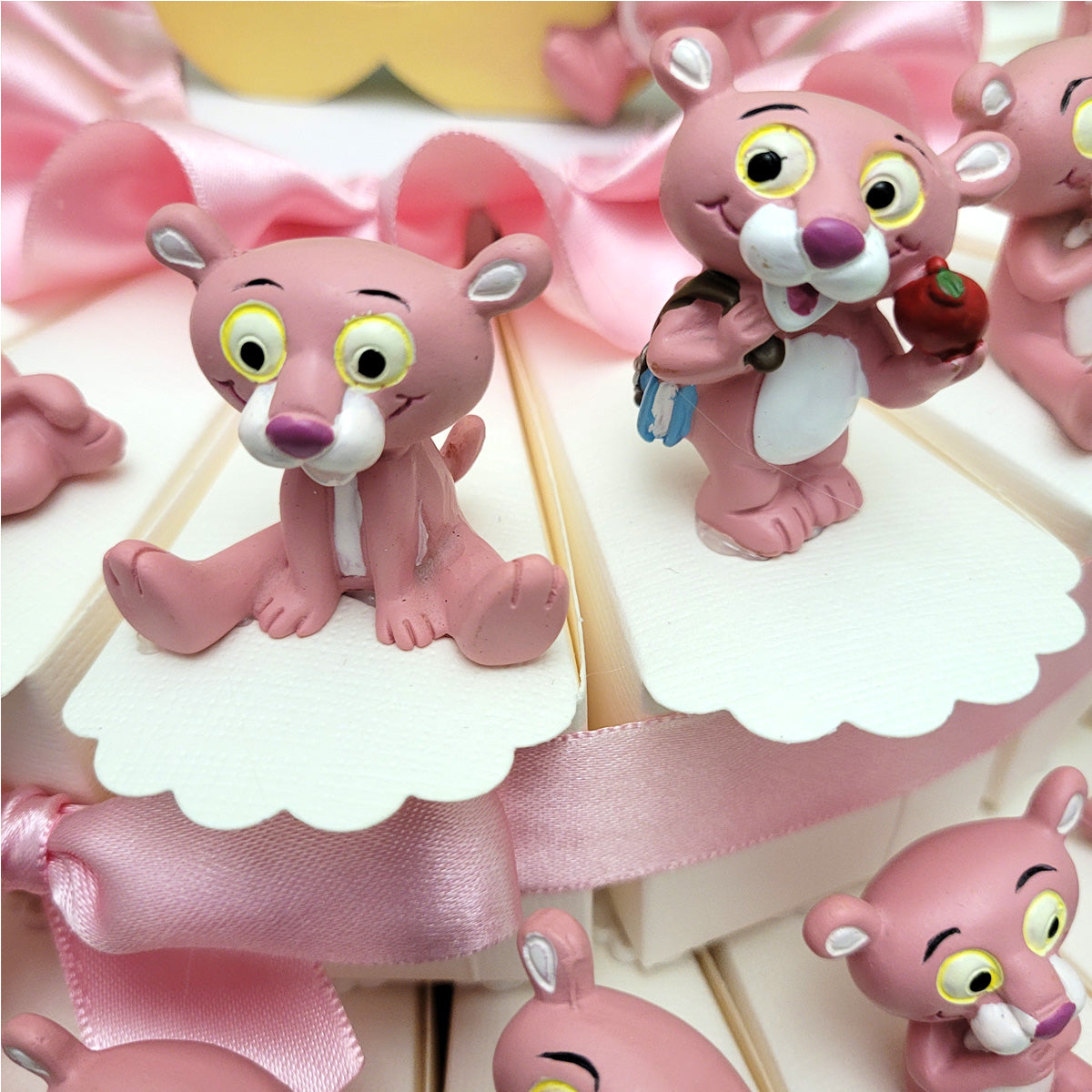 Torta bomboniera con Pantera rosa baby